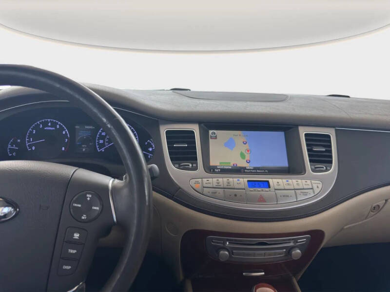 2014 Hyundai Genesis 5.0L R-Spec