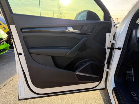 2019 Audi Q5 quattro Prestige 45 TFSI