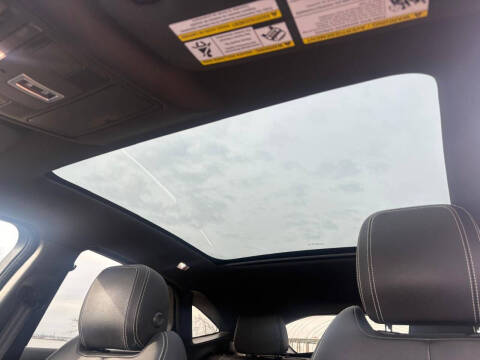 2018 Jaguar E-PACE P300 R-Dynamic S