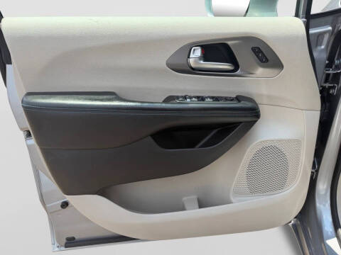 2021 Chrysler Pacifica Touring L