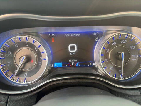 2017 Chrysler 300 C
