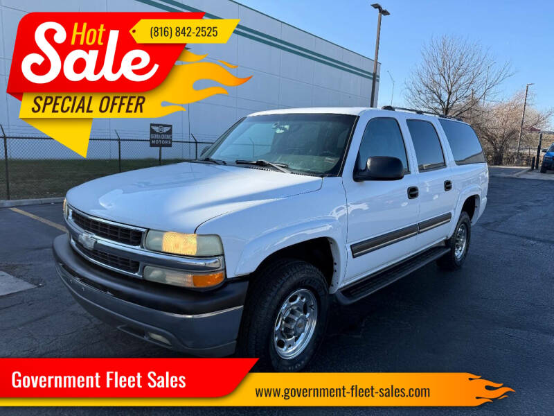 2004 Chevrolet Suburban LS's photo