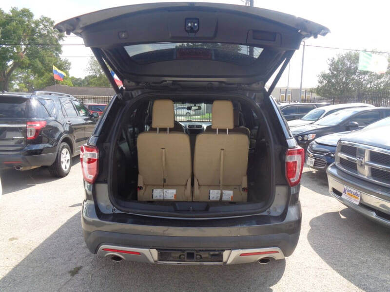 2016 Ford Explorer XLT