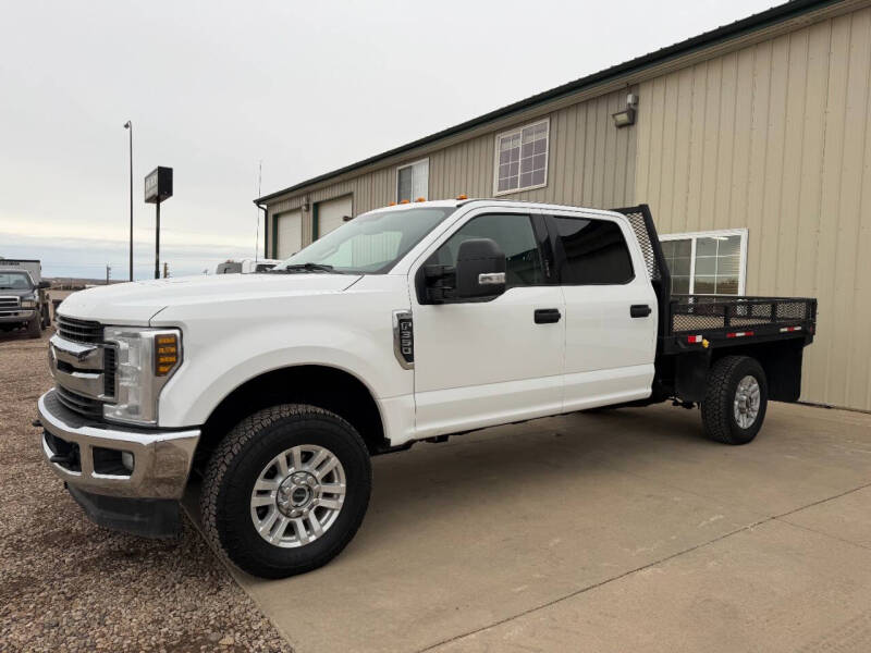 2018 Ford F-350 Super Duty XLT's photo