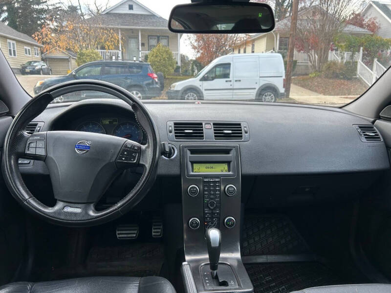 2010 Volvo S40 T5 R-Design