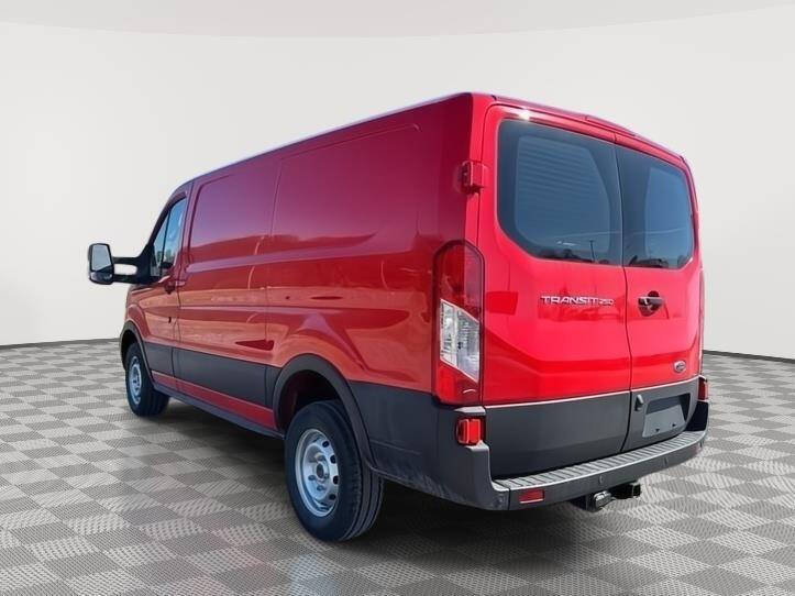 2025 Ford Transit