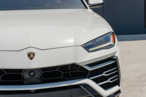 2020 Lamborghini Urus