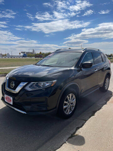 2018 Nissan Rogue for sale at UNITED AUTO INC in South Sioux City NE