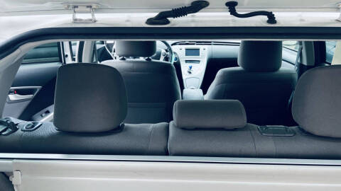 2014 Toyota Prius Two