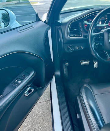 2018 Dodge Challenger SXT Plus