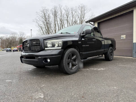 2006 Dodge Ram 1500 for sale at CHAMPION CAR CENTER in Canastota NY