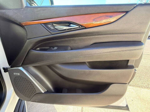 2019 Cadillac Escalade ESV Luxury