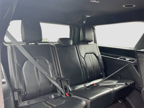2023 Ford Expedition MAX Platinum