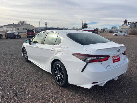 2022 Toyota Camry SE