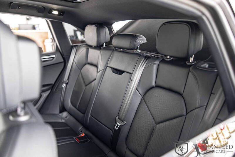 2024 Porsche Macan S