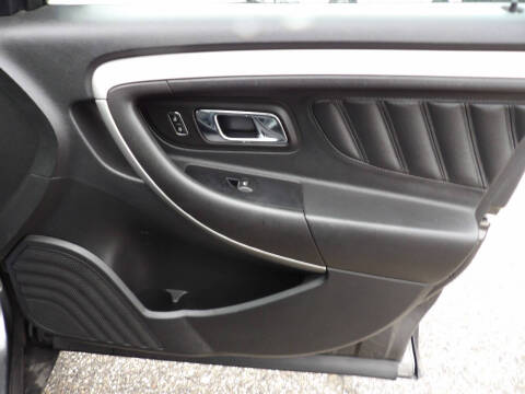 2018 Ford Taurus SEL