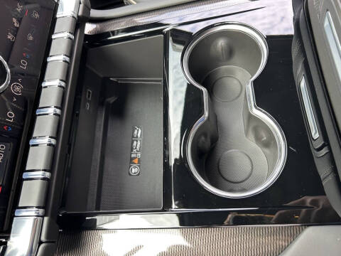 2025 GMC Yukon XL Elevation