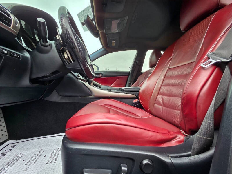 2016 Lexus IS 200t