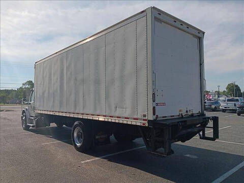 2016 Freightliner M2 106