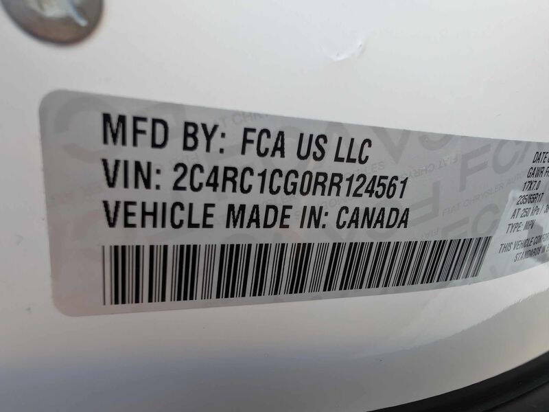 2024 Chrysler Voyager LX