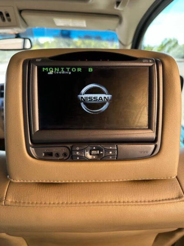 2014 Nissan Armada Platinum