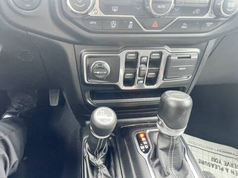 2022 Jeep Gladiator Overland