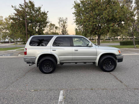 2000 Toyota 4Runner SR5