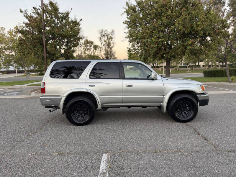 2000 Toyota 4Runner SR5