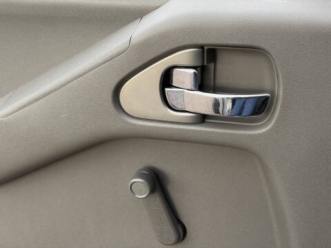 2011 Nissan Frontier S