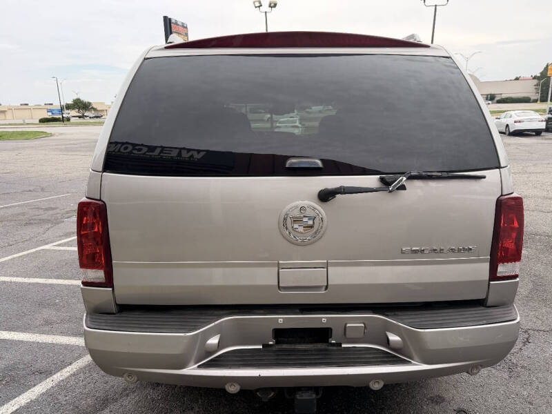 2005 Cadillac Escalade