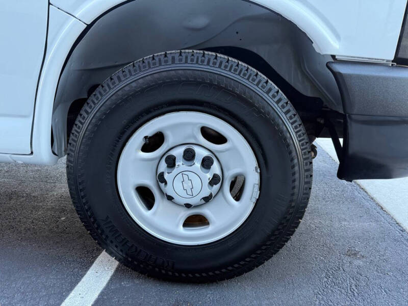 2019 Chevrolet Express 2500