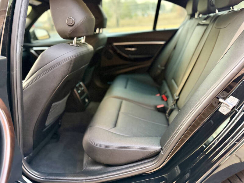 2017 BMW 3 Series 330i xDrive