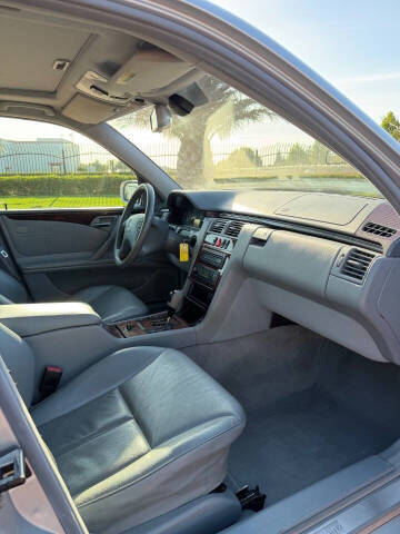 2002 Mercedes-Benz E-Class E 320 4MATIC