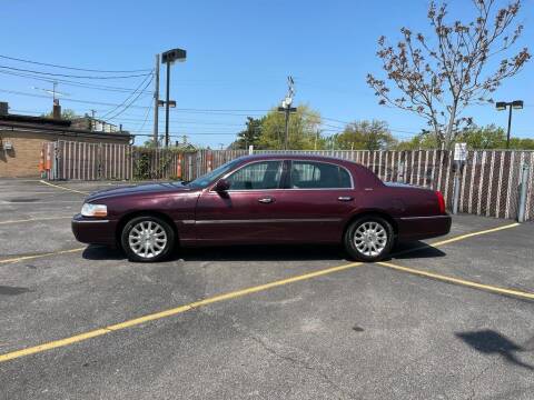 2007 Lincoln Town Car for sale at True Automotive in Cleveland OH