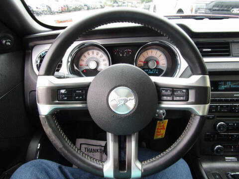 2011 Ford Mustang V6