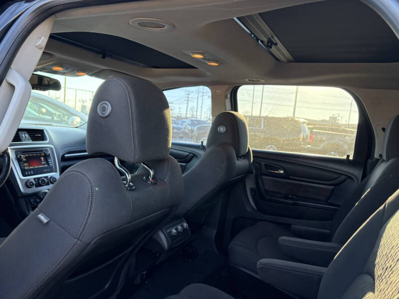 2016 GMC Acadia SLE-2