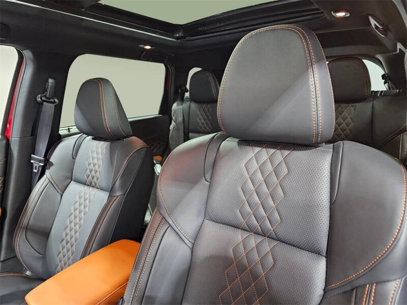 2025 Mitsubishi Outlander PHEV