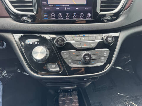 2020 Chrysler Pacifica Touring L