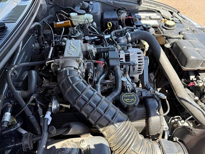 2004 Ford Mustang GT Deluxe