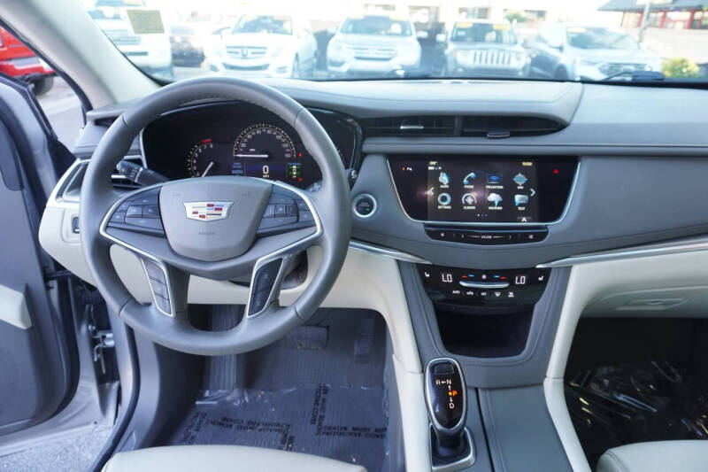 2018 Cadillac XT5 Luxury