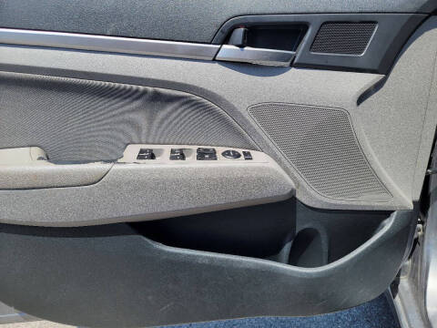 2019 Hyundai Elantra