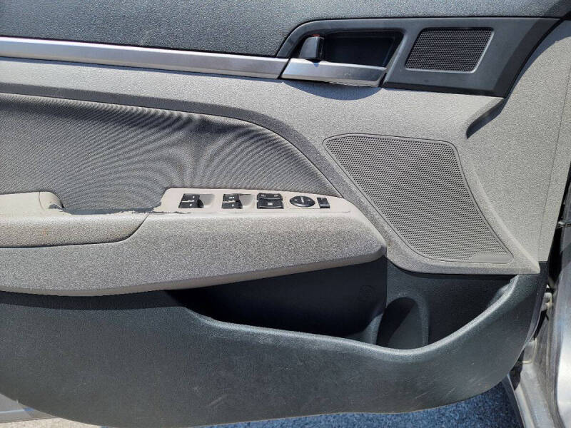 2019 Hyundai Elantra