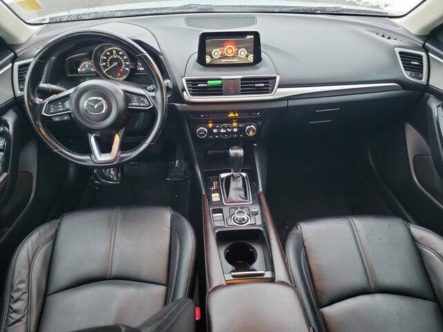 2017 Mazda MAZDA3 Touring