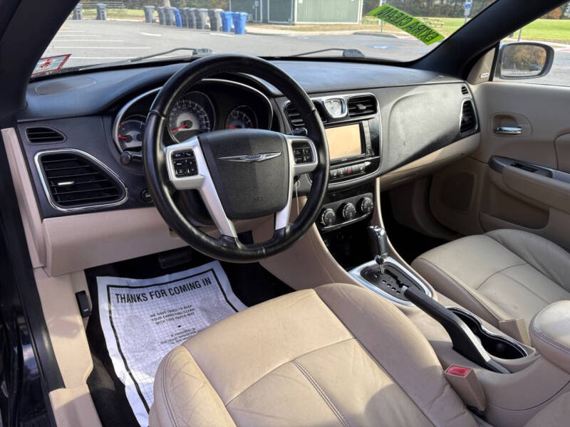 2012 Chrysler 200 Limited