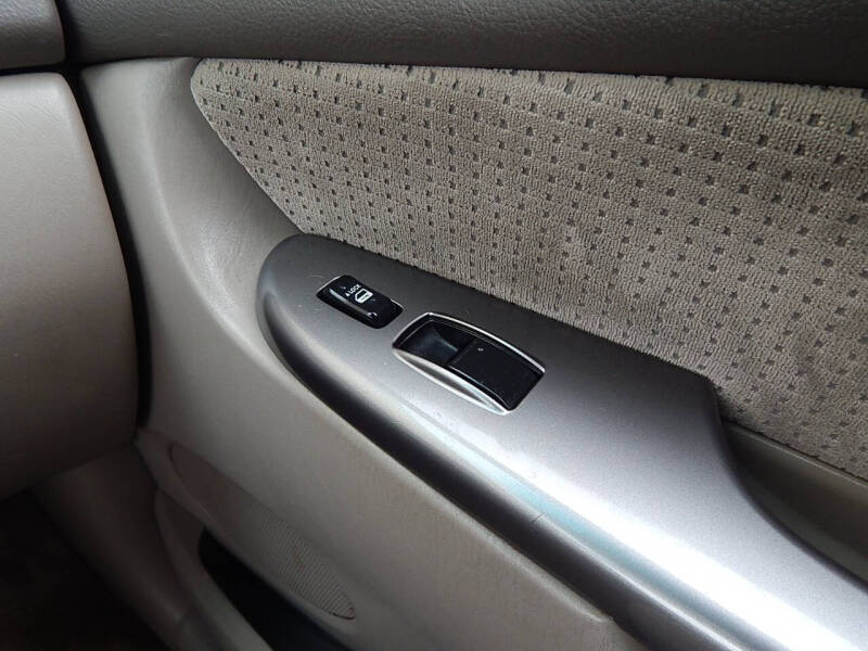 2007 Toyota Sienna LE 8-Passenger