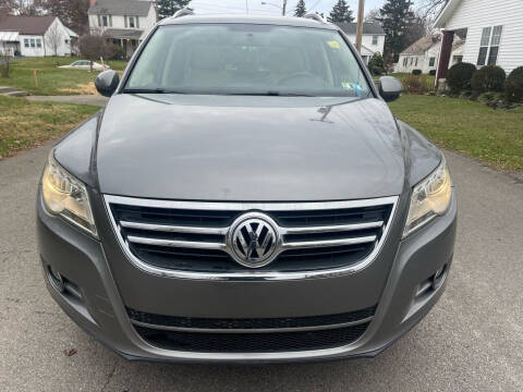 2011 Volkswagen Tiguan for sale at Via Roma Auto Sales in Columbus OH