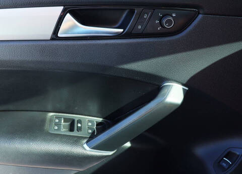 2022 Volkswagen Passat SE