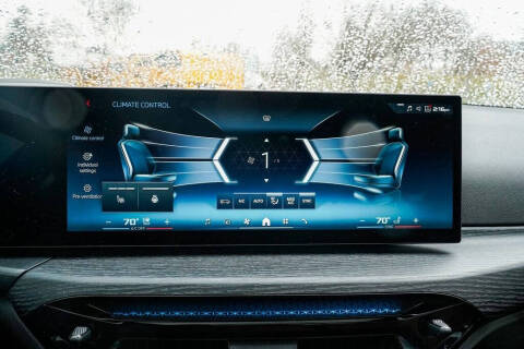 2025 BMW 2 Series M240i xDrive