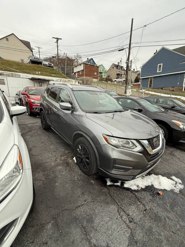 2018 Nissan Rogue SV