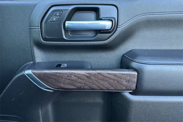 2023 GMC Sierra 3500HD